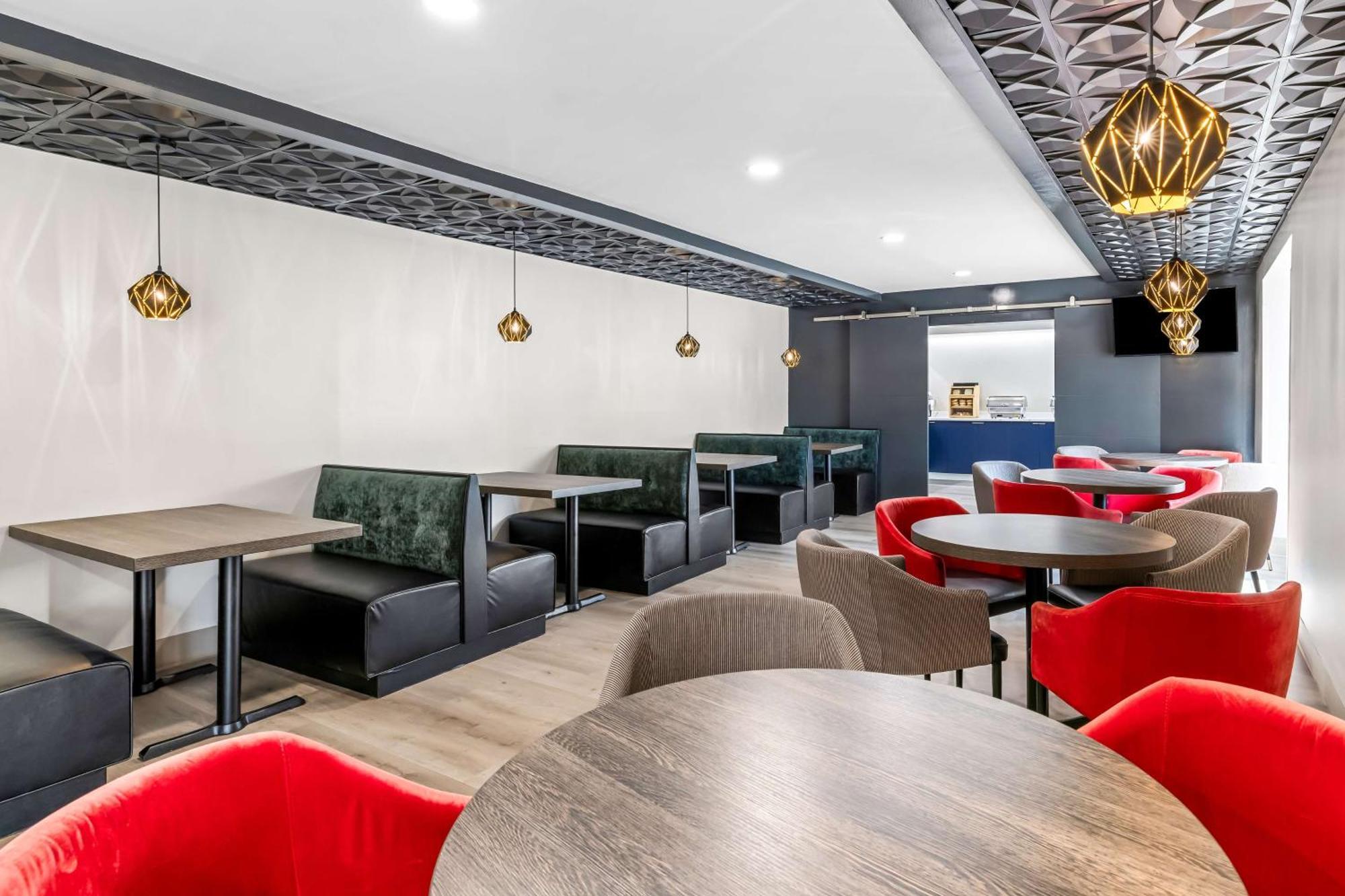 Best Western Buffalo Inn & Suites Zewnętrze zdjęcie
